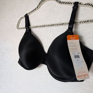 Warner's Women's Black Lightly Lined Bra